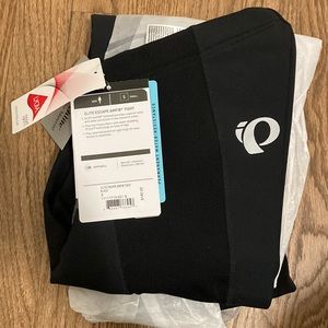 Brand new Pearl Izumi Men’s Elite Escape Amfib Tights In Black, size small.